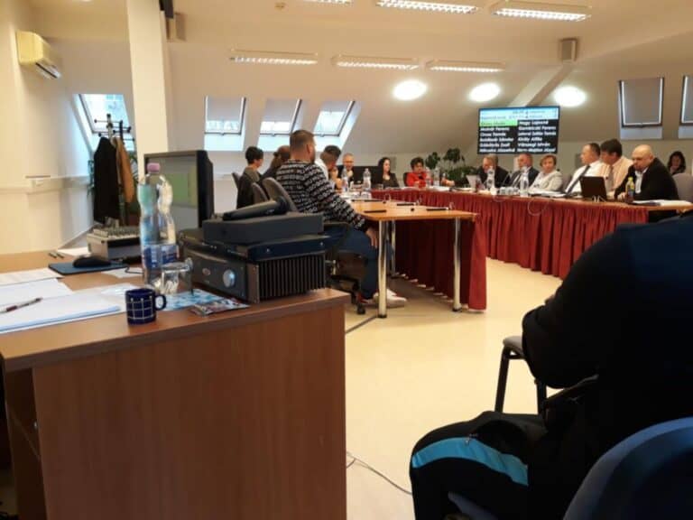 Bátonyterenye költségvetésében kódolva vannak az elbocsátások