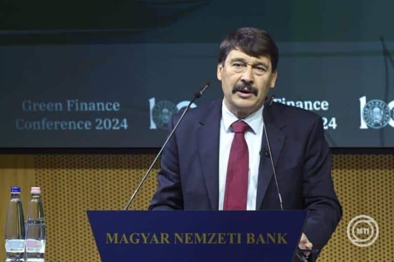 Kék bolygó – Áder János: az árvíz és az aszály elleni védekezéshez megfelelő infrastruktúra kell