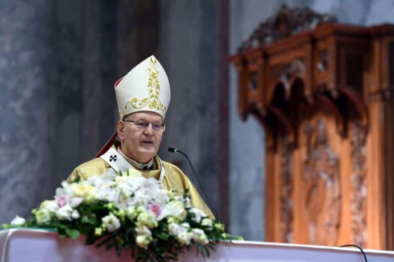 Erdő Péter az öt legesélyesebb jelölt között