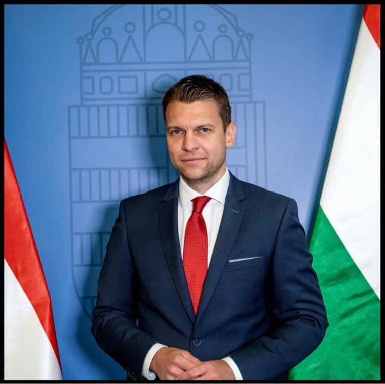 Magyar Péter fenyegeti azokat, akik a piszkos ügyeit vizsgálják