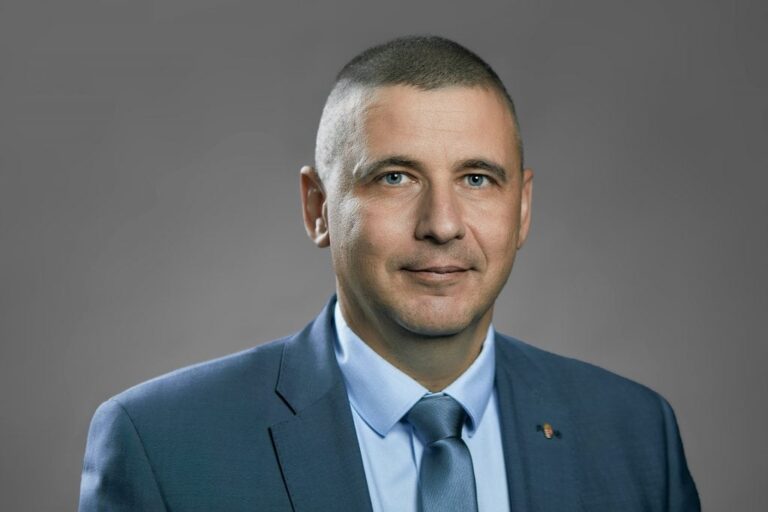 Ruszin-Szendi Romulusz megható üzenetben mondott köszönetet a támogatásért