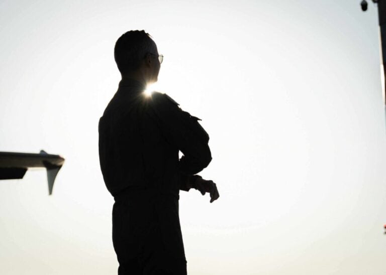 országok, amelyek háborúban állnak, közeledhetnek egymáshoz