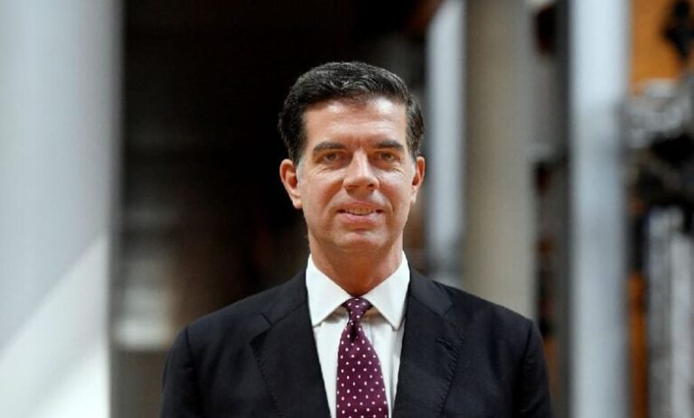 Magyar Péter újabb hazugsága lepleződött le, tiszta vizet öntött a pohárba az Eurostat rezsiügyben