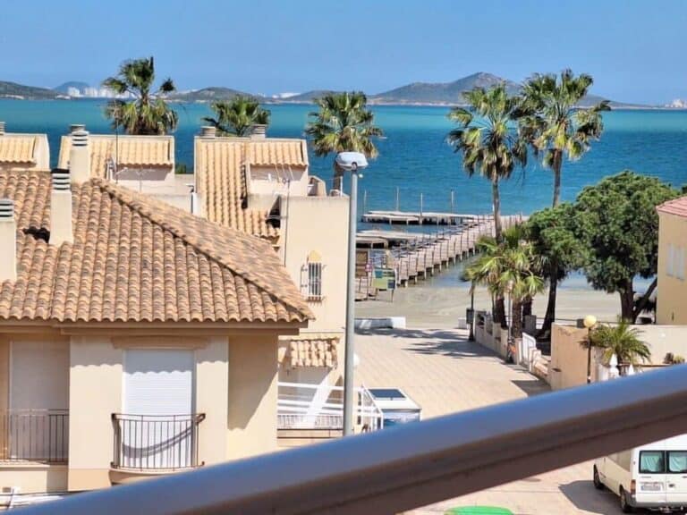 Spanyolországban idén tovább bővül a kiváló minősítésű, kék zászlós strandok száma