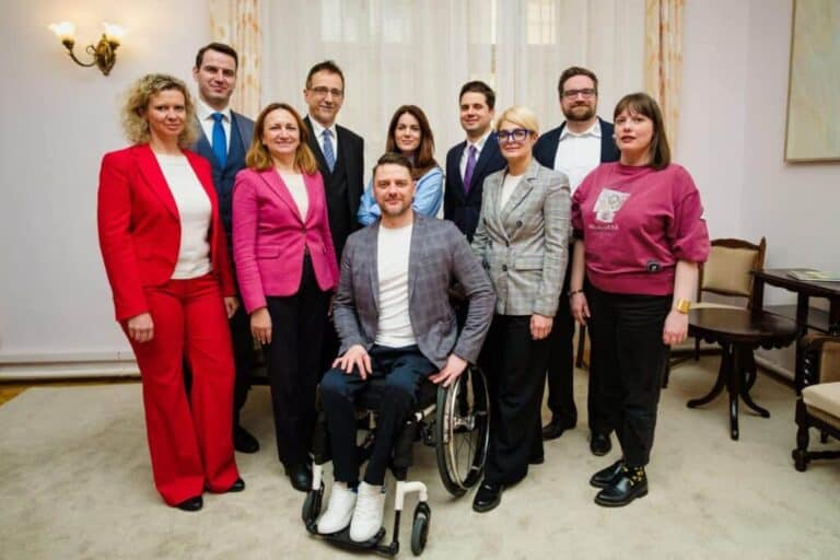 A Tisza Párt szerint Karácsony Gergely is asszisztál a Fővárosi Közgyűlésben zajló fideszes cirkuszhoz