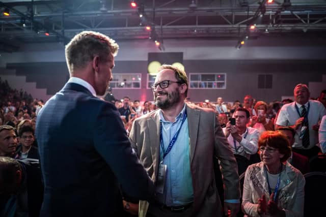 A második Orbán-kormány volt államtitkára is segíti a Tiszát