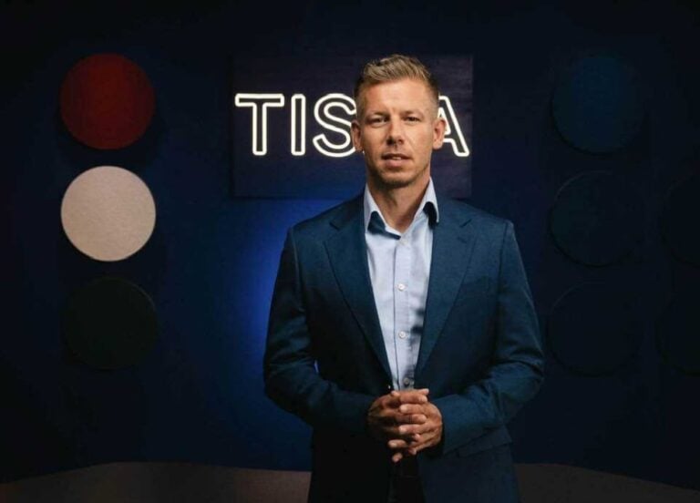 Magyar Péter szerint Orbán Viktor házi propagandistáinál bujkál a valódi kérdések elől