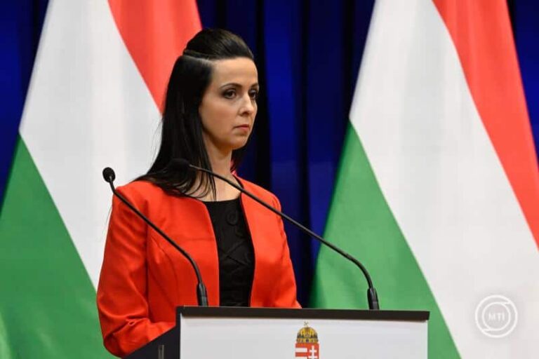 Koncz Zsófia: a kormány folyamatosan bővíti a családtámogatásokat