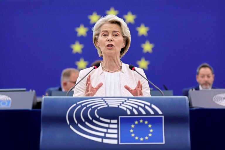 Az Európai Parlament elutasította az Ursula von der Leyen elleni bizalmatlansági indítványokat