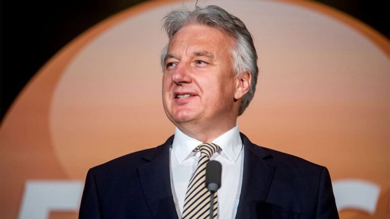 Semjén Zsolt nem veszi fel parlamenti mandátumát