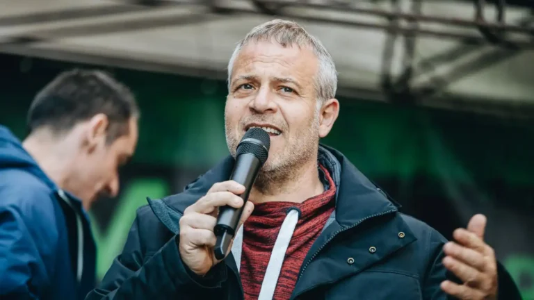 Juhász Péter: Mindenféle adathordozót foglalnak le – ügyészségi házkutatás zajlott az egykori politikusnál