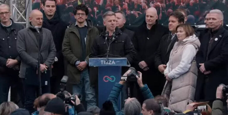 Magyar Péter: Április 12-én népszavazás lesz a valódi rendszerváltásról