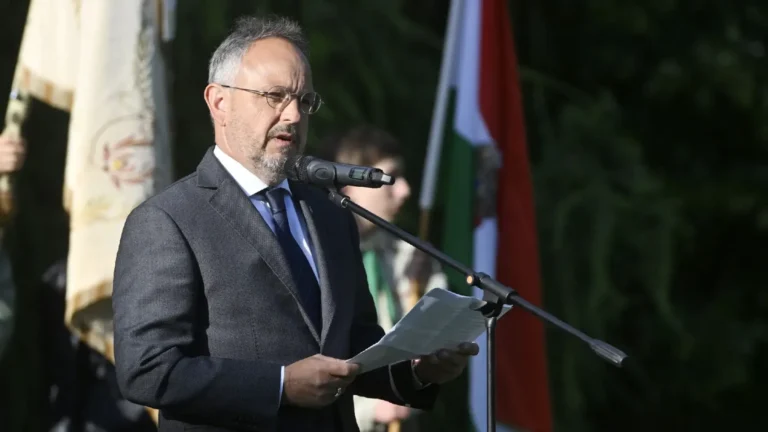 Lemondott a fideszes celebeknek pénzt osztó NKA alelnöke, Bús Balázs