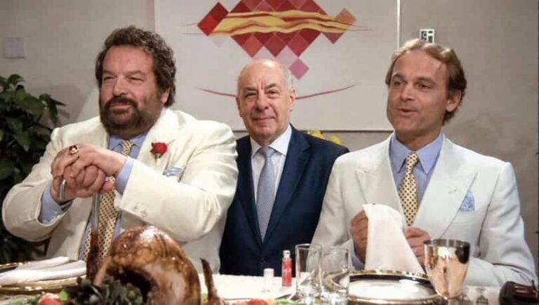 Sulyok Tamás magányos fotózása berobbantotta a mémgyárat