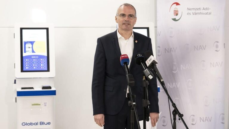 Kormányváltás után távozik a NAV elnöke: megszűnt Vágujhelyi Ferenc megbízatása